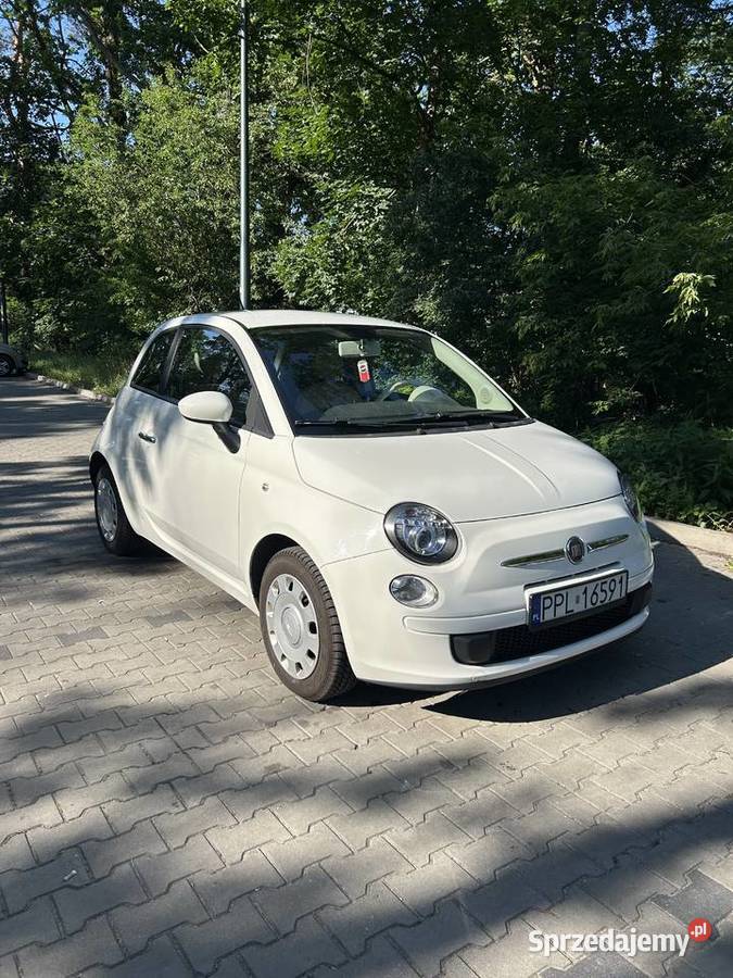Fiat 500 2009 r 12 benzyna biały 139000 manualna mazowieckie