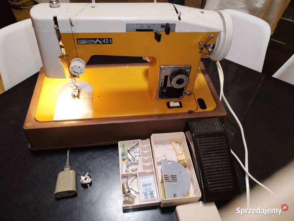 Maszyna do szycia łucznik 451