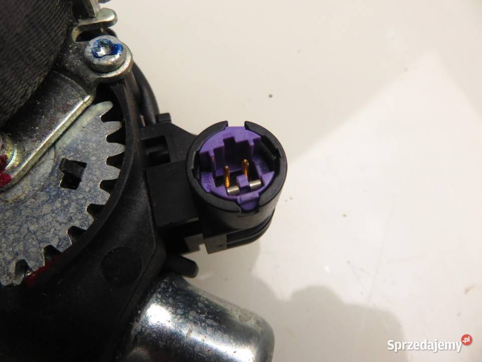 PAS LEWY PRZEDNI AUDI Q7 4L 33058831D osobowe