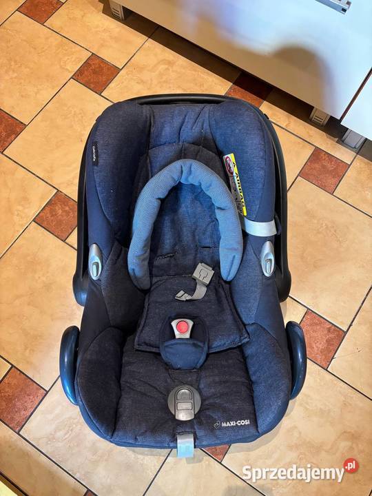 Fotelik samochodowy MaxiCosi noworodka 013 Dla Dziecka