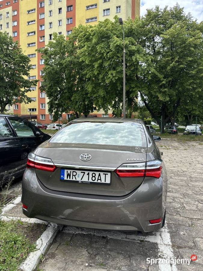 Toyota Corolla 2018 16 benzyna 132 Radom