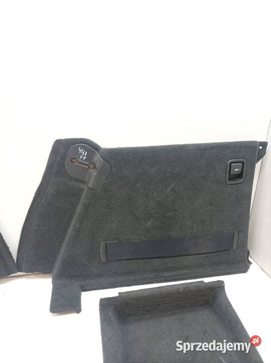 TAPICERKA BOCZEK BAGAŻNIKA LEWY PRAWY KOMPLET