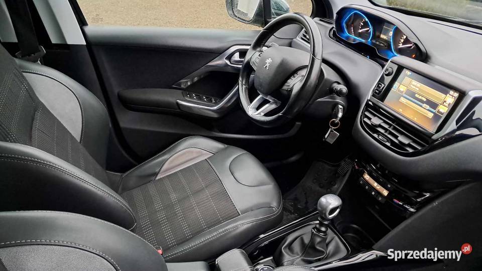 Peugeot 2008 bogata wersja zamiana wspomaganie kierownicy małopolskie Nowy Sącz sprzedam