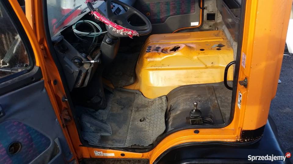 Kabina Mercedes 814 817 1117 1320 ciężarowe Rzędowice sprzedam
