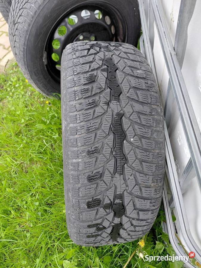 Nokian wr d4 zimowe komplet 215 55 16 opony Wola Różaniecka sprzedam