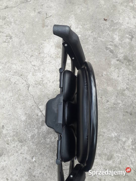 krzesło toaletowe składane AR102 tapicerowane