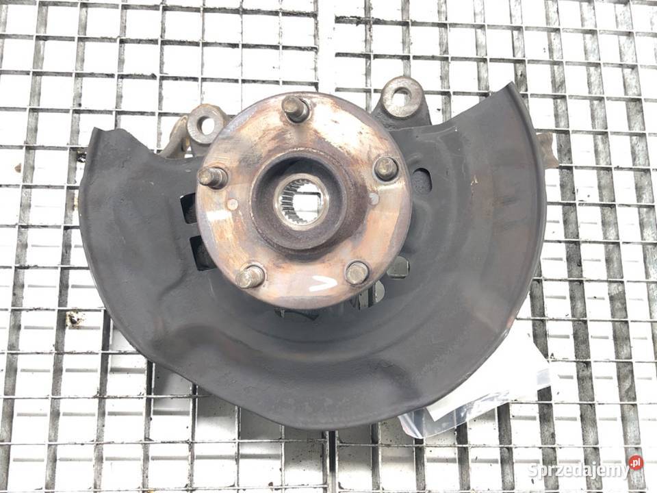 ZWROTNICA LEWY PRZÓD TOYOTA COROLLA E18 16 132 podkarpackie