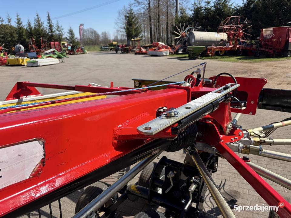 Zgrabiarka karuzelowa Fella TS 1502 2015 do boku