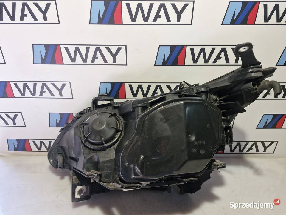 7044672 BMW E60 E61 LCI LAMPA PRAWY PRZÓD XENON