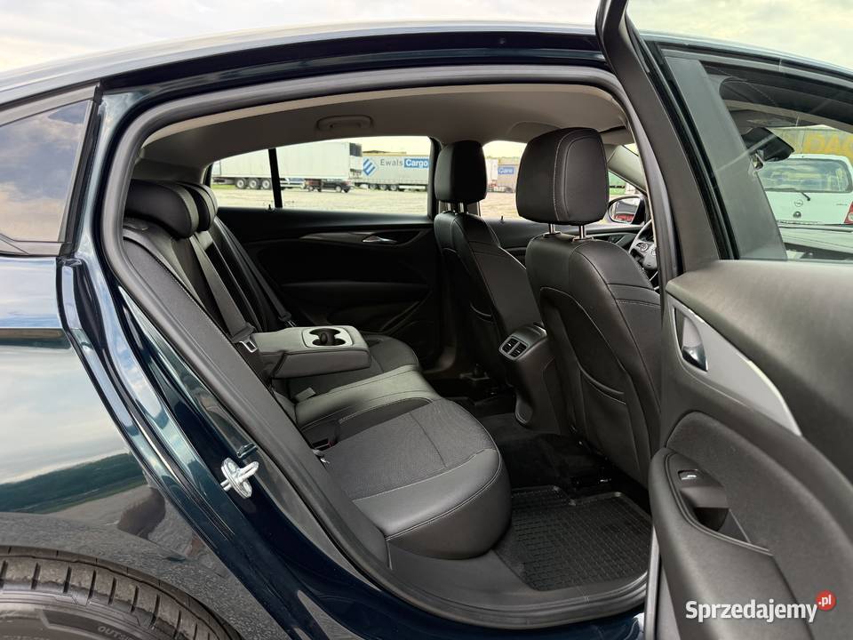 Opel Insignia 15 BENZYNA Klimatronik Nawigacja isofix
