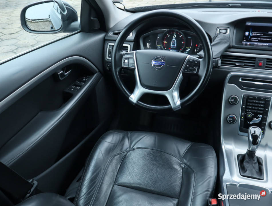 Volvo V70 D4 radio Łódź