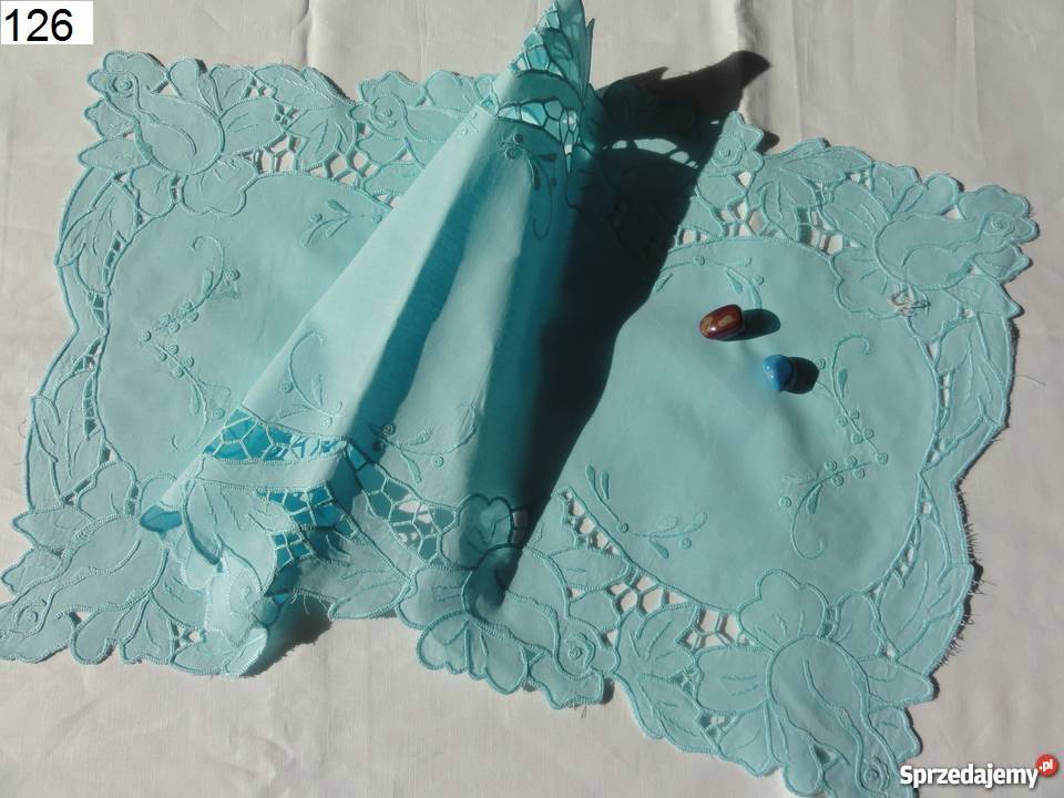 Serwetki bieżniki kolorowe niebieskie wyszywane odcienie błękitu