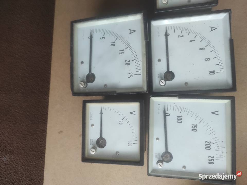Mierniki 4 sprzedam