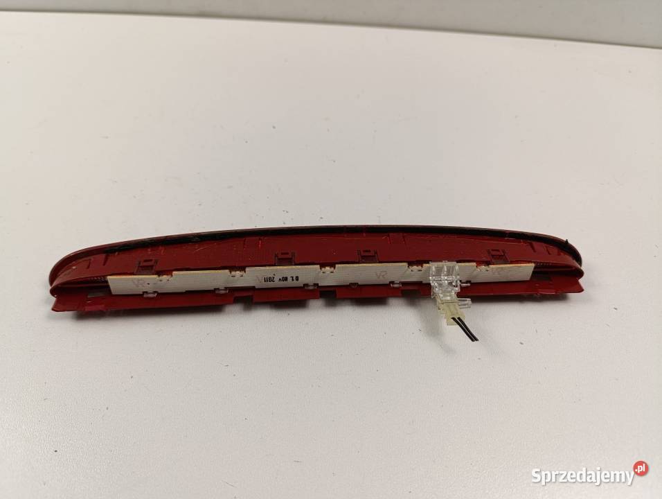 OPEL ASTRA J HB LAMPA 3 STOP Części samochodowe Zbierkowo