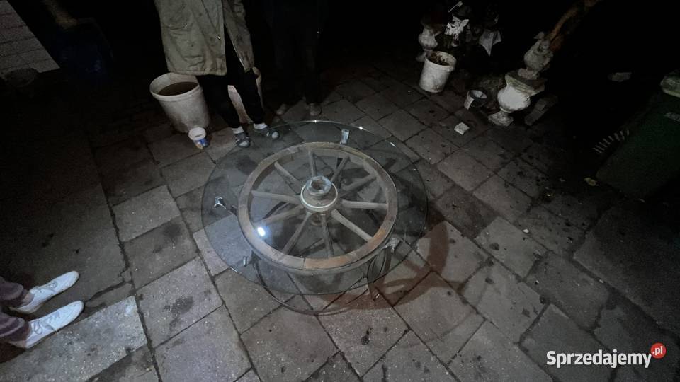 Stolik kawowy retro z koła wozu Lubin