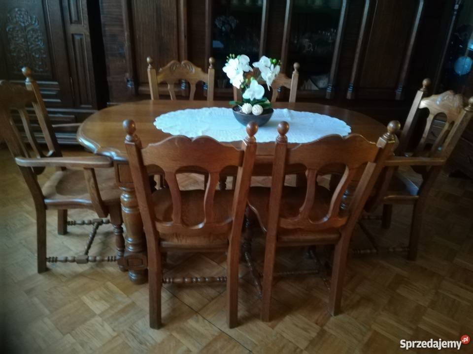 Stary stół i krzesła Stoły, krzesła, biurka Lubiel
