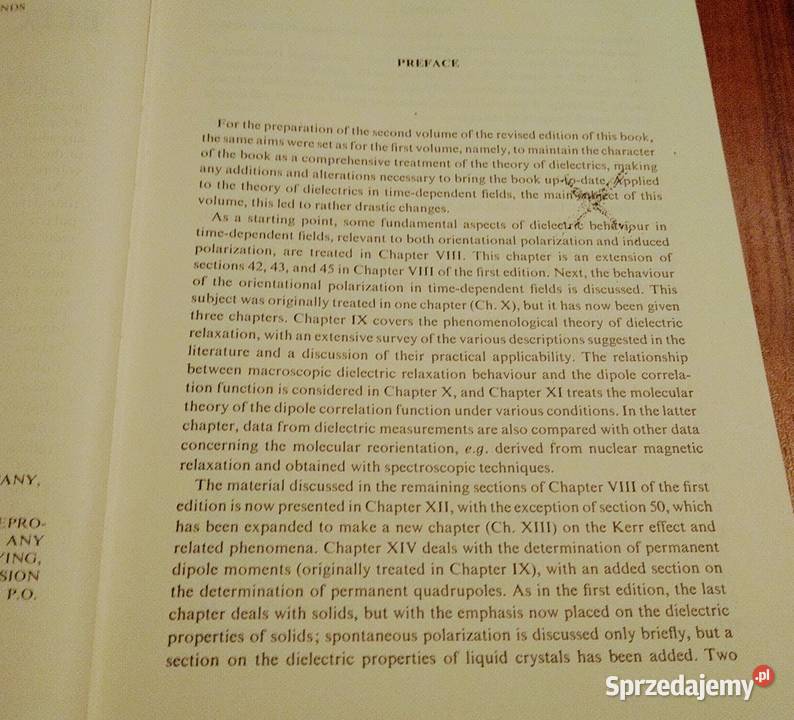 Theory of electric polarization 2 Dielectrics in