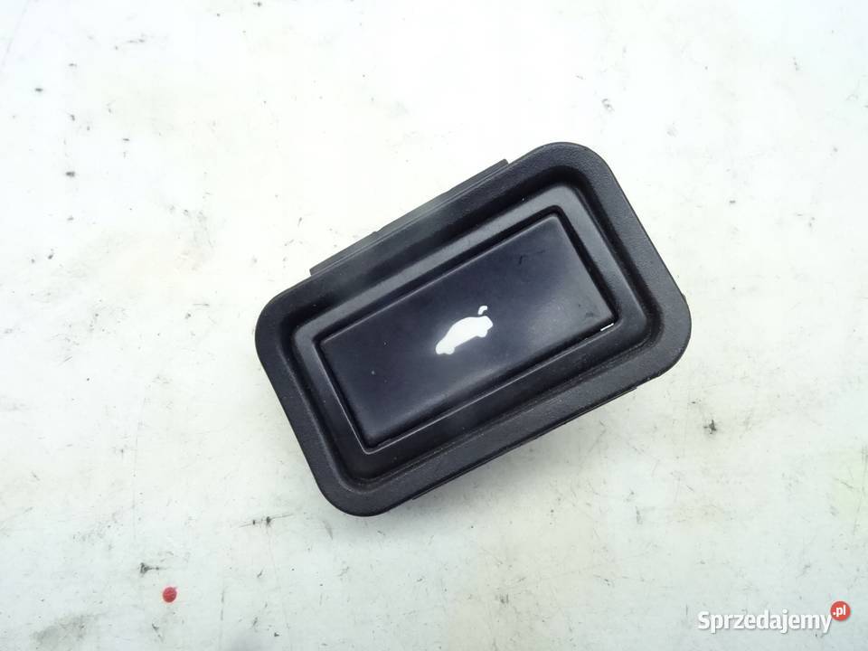 4E0867559A AUDI A8 D3 WLACZNIK OTWIERANIA KLAPY Przemęt sprzedam