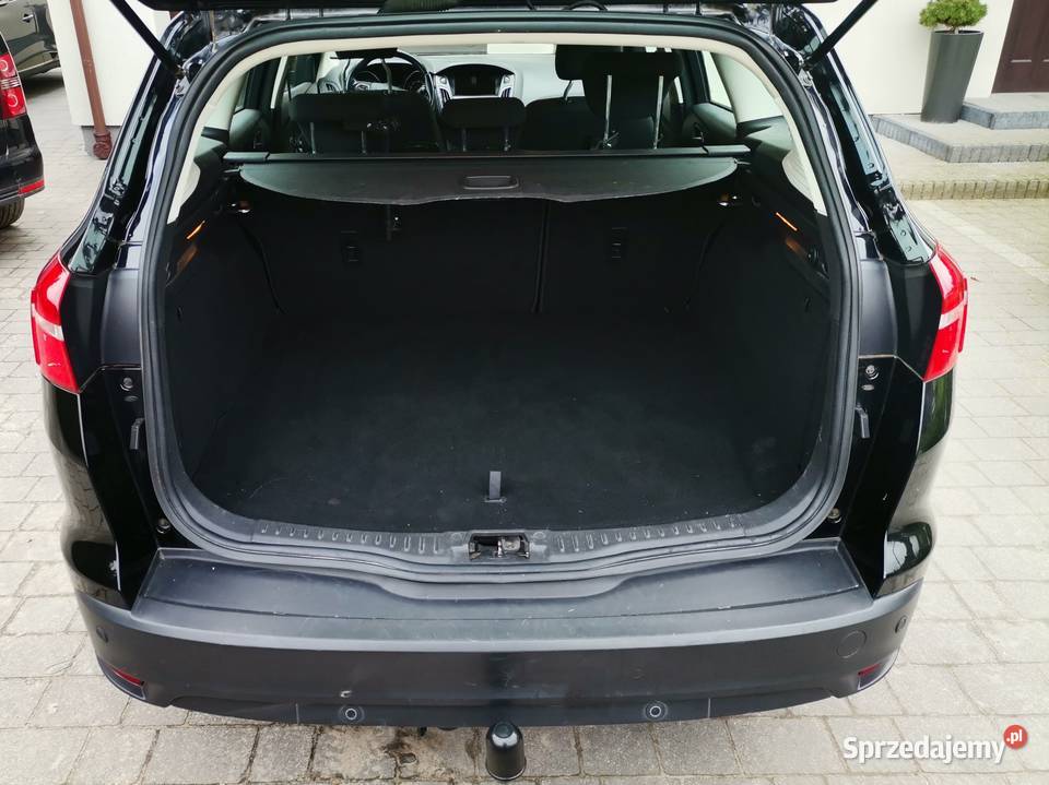 FORD FOCUS 10 BENZYNA 2017 SAMOCHÓ Koteże