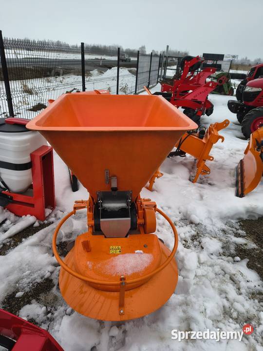 Posypywarka piaskarka rozsiewacz motyl pom Kielce