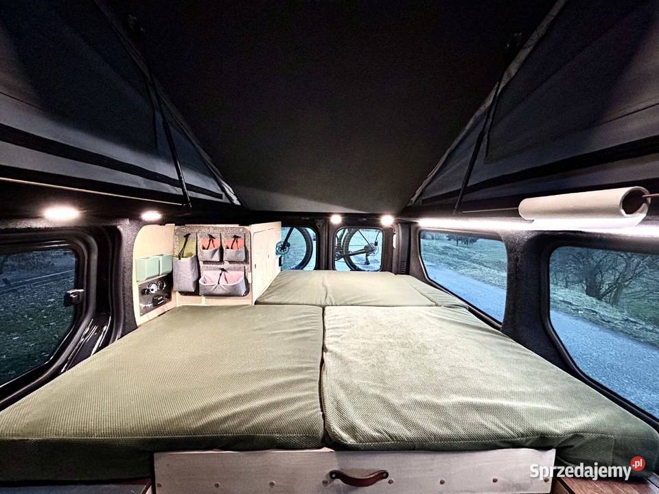Uniwersalny kampervan pierwszego właściciela Warszawa