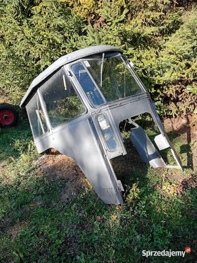 Kabina c330