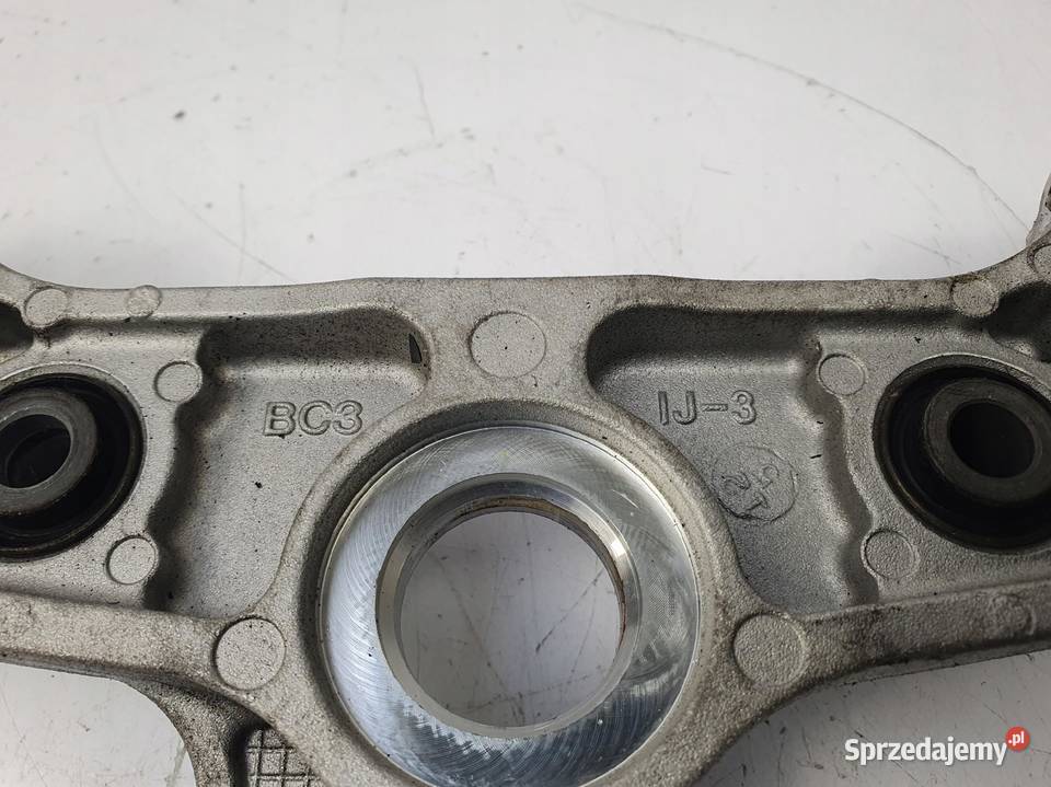 GÓRNA PÓŁKA Yamaha T 560 Tech 560 2025 mocowanie Chełm sprzedam