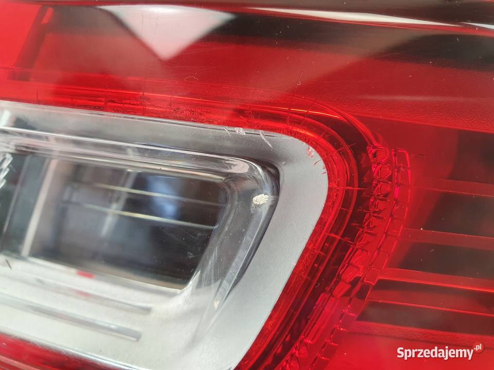 Renault Clio IV LIFT HTB TYLNIA TYLNA LAMPA Oświetlenie lubelskie Janów