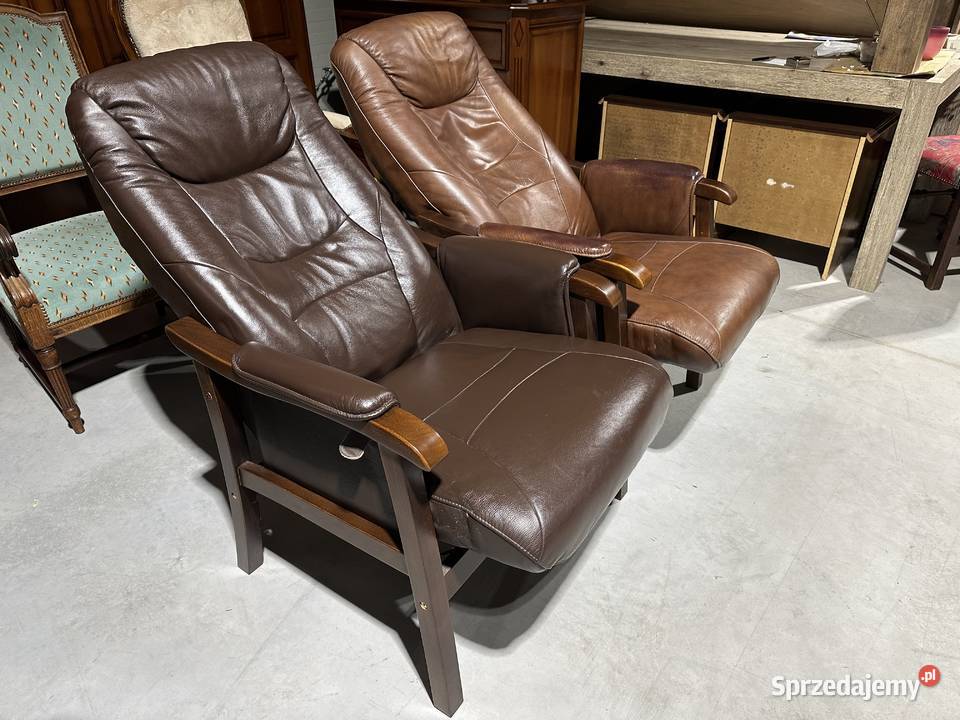 Fotele ze skóry na dębowym stelażu rozkładane Sławoszewek