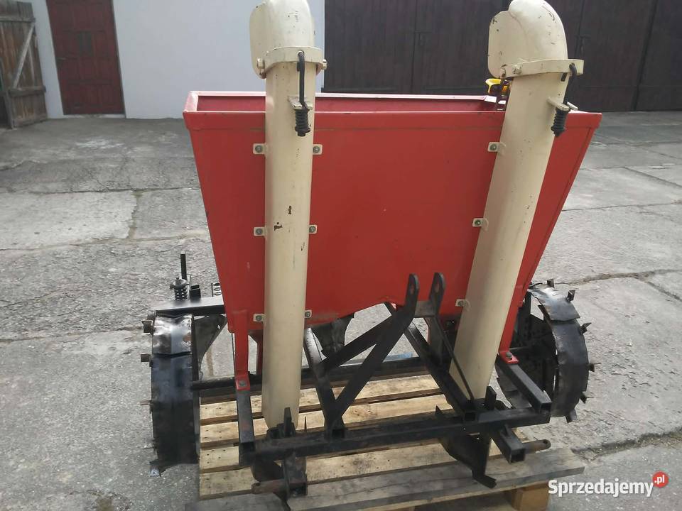 sadzarka do ziemniaków AKPIL dwurzędowa mało nieuszkodzony Siewniki i sadzarki