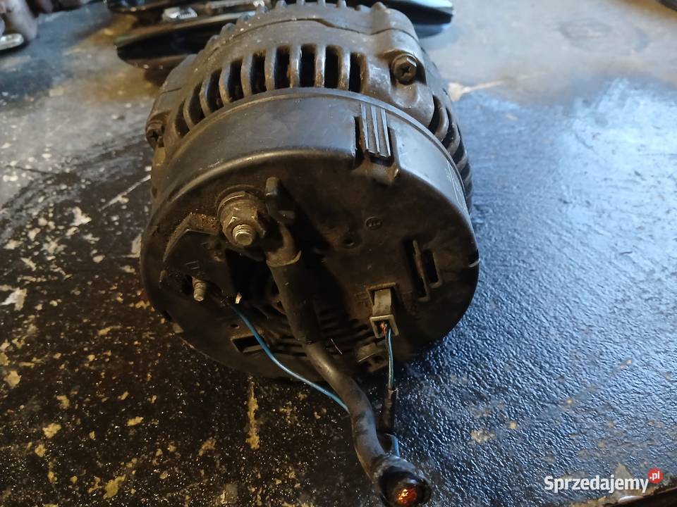 Alternator 0123515003 VW Passat B5 Audi A4 B5 A6 Układ elektryczny silnika Radłów sprzedam