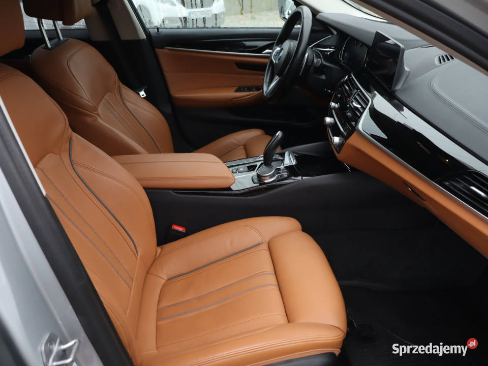 BMW 5 520d światła LED Katowice