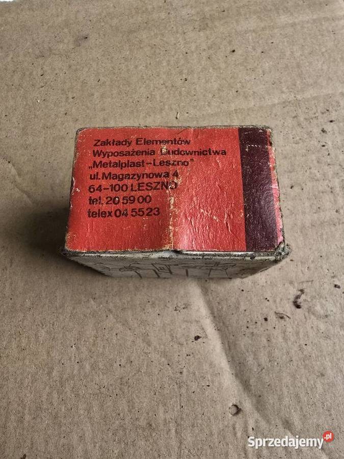 Stary zamek meblowy Budowa Ostrzeszów