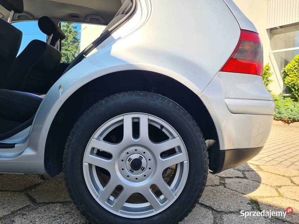 Volkswagen Golf IV 14 benzyna 139000 ABS