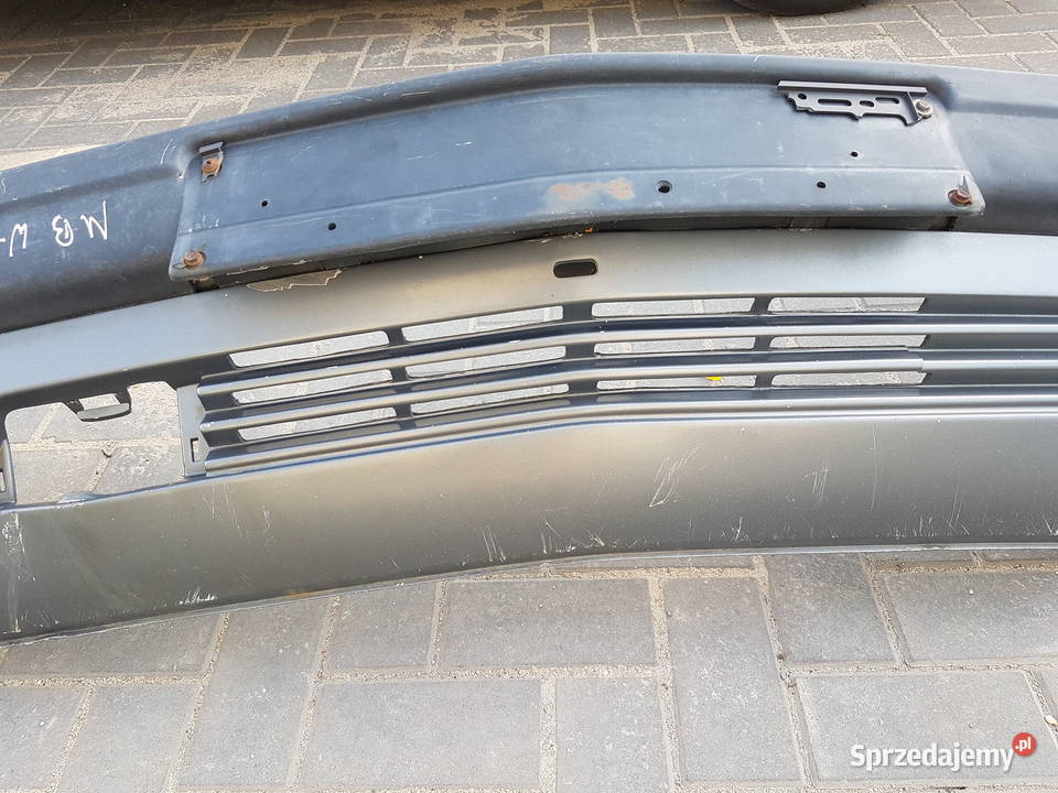 MERCEDES 190 ZDERZAK PRZOD Turek