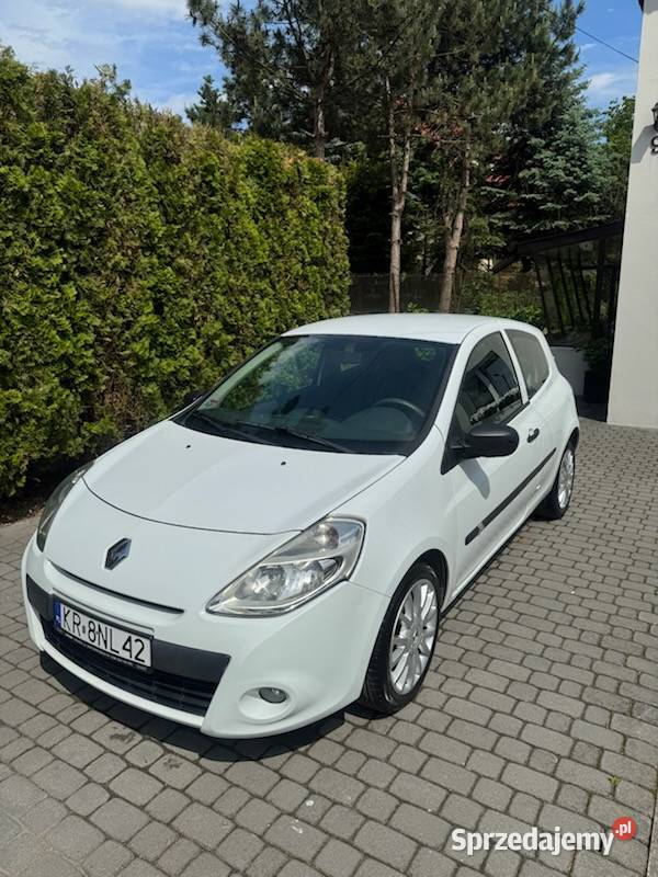 Renault Clio 15 dci 88 2012 Alu 16 Zarejestrowany w Polsce Kraków