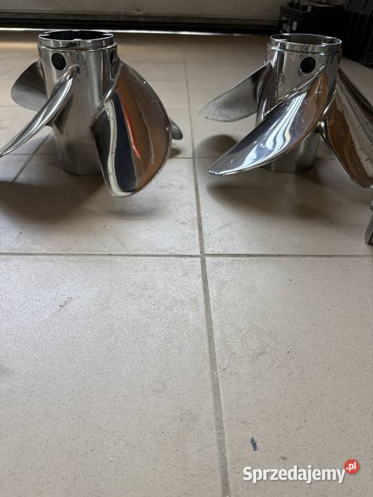 Śruby napędowe Revolution 4 Mercury 146x17P sprzedam