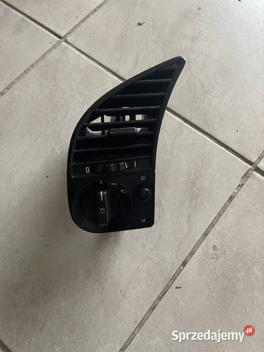 BMW e36 włącznik świateł kratka nawiewu Kratki nawiewu Chełm