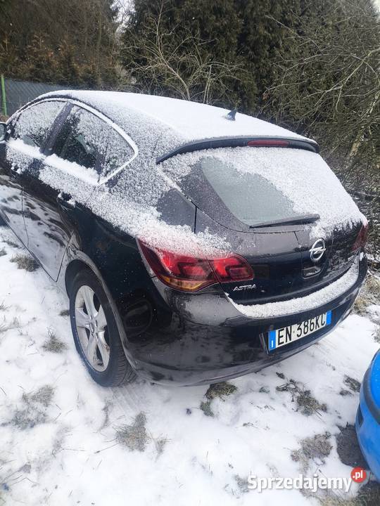 OpEl AsTrA J części kolor Z20R klapa dzwi kola Rok produkcji 2014 sprzedam