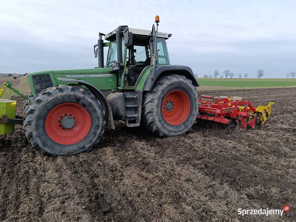 Fendt Favorit 822 Półbiegi pod obciążeniem