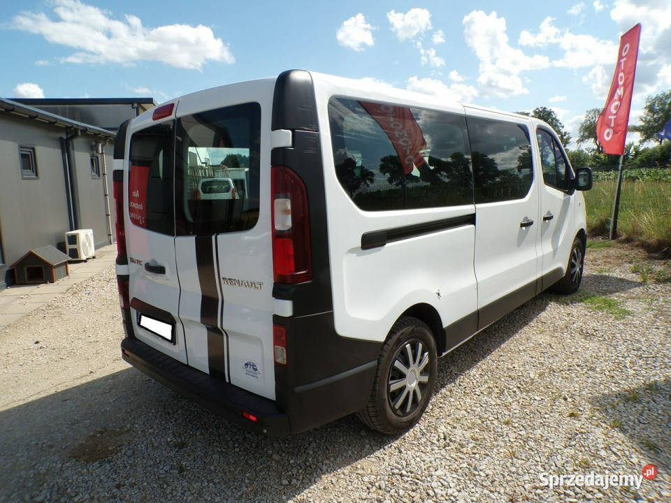 Renault Trafic 9 osobowy long nowy środek 1600cm3 Raszków
