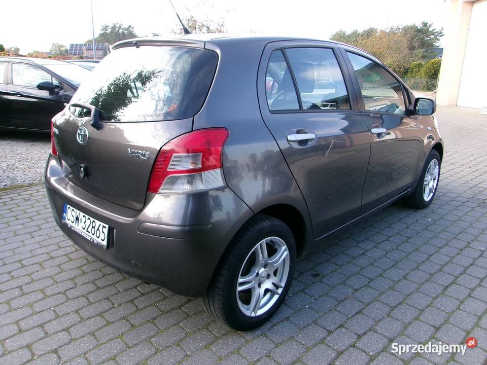 Toyota Yaris Sprowadzona Zarejestrowana stan 1000cm3