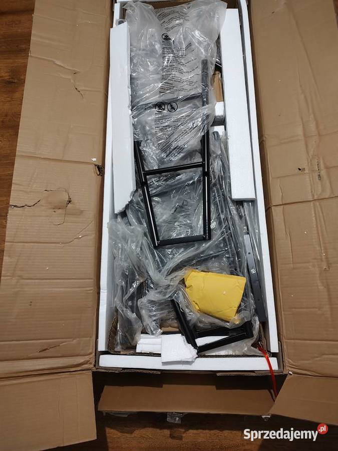 Zestaw Stół kuchenny 2 stołki barowe śląskie