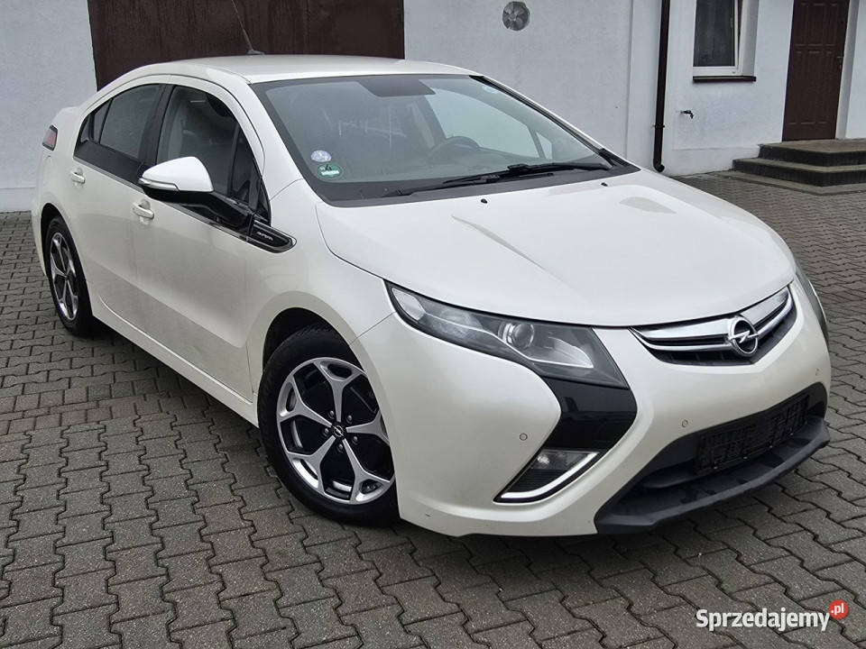 Opel Ampera Kutno