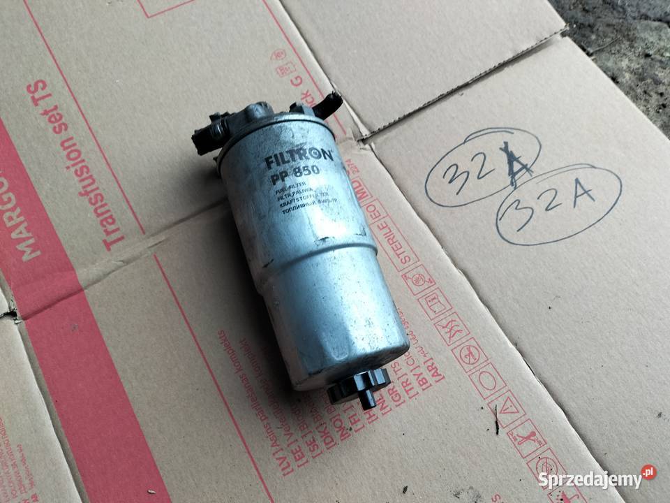 PODSTAWA OBUDOWA FILTRA PALIWA AUDI PASSAT 80 90 osobowe Kamień-Kolonia