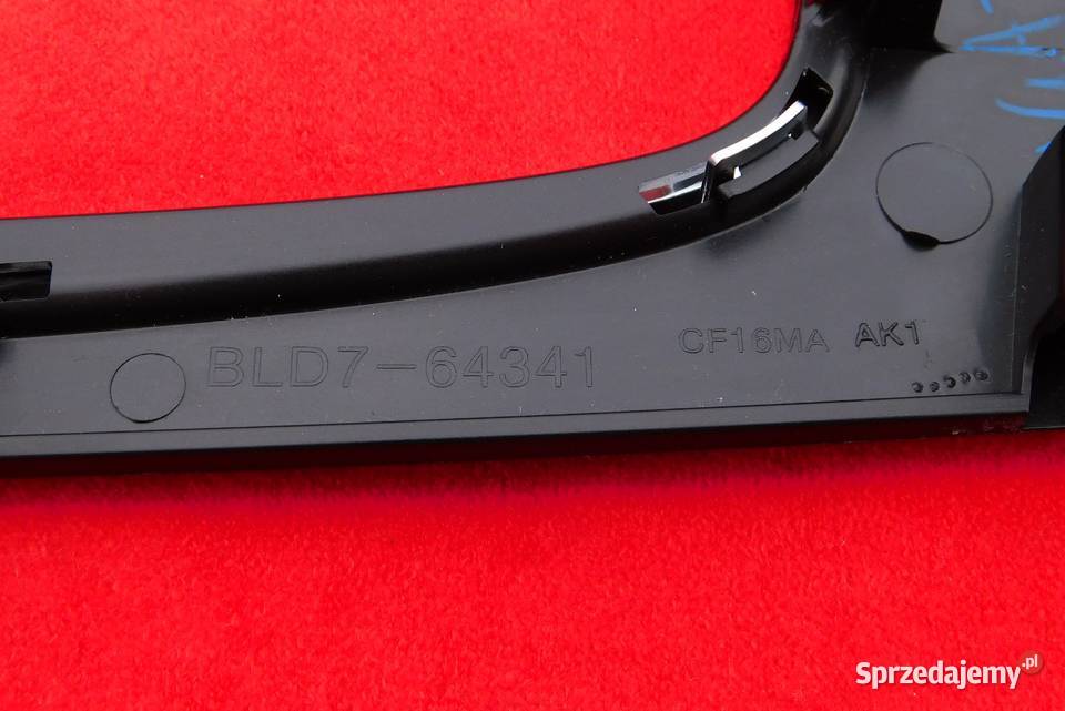 Mazda 3 BM skyactiv ramka dźwigni lewarka biegów