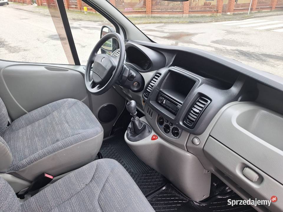 Renault Trafic 2011 20 CDTi 266 000 SERWISOWANY VAT marża Trafic mazowieckie Warszawa