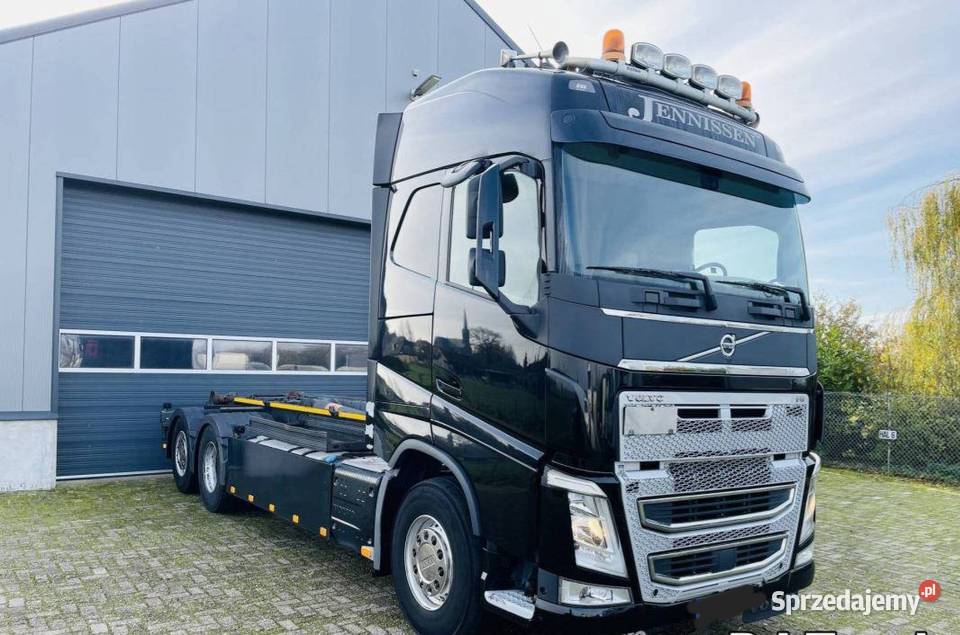 Hakowiec Volvo FH 12000kg Warszawa