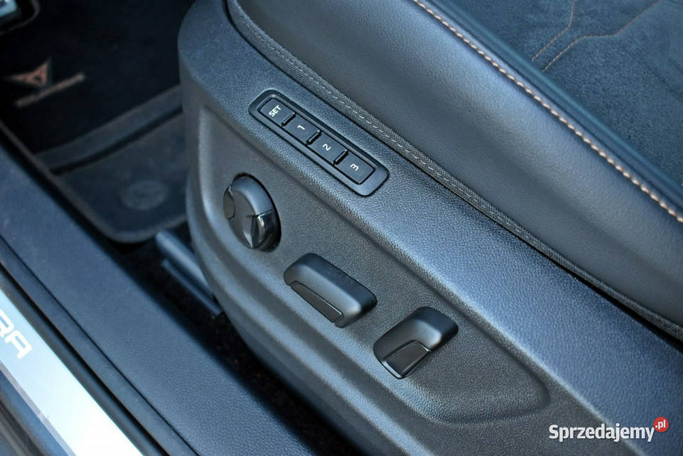 Cupra Ateca Bezwypadkowy Salon Polska Serwis ASO łódzkie Łódź