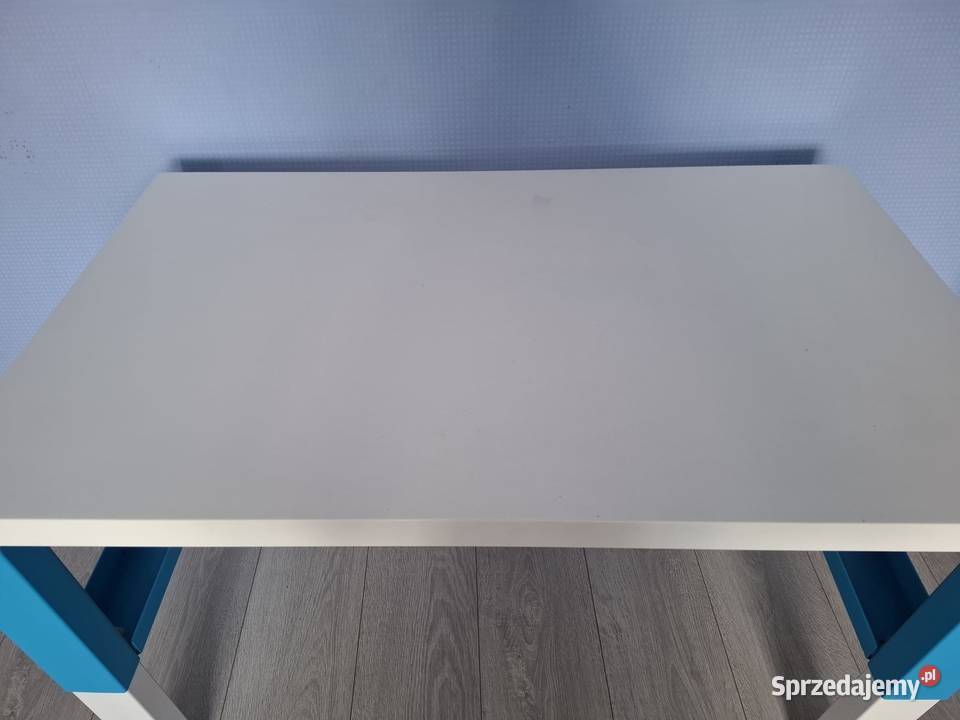 Biurko stolik IKEA PAHL białe różowe niebieskie